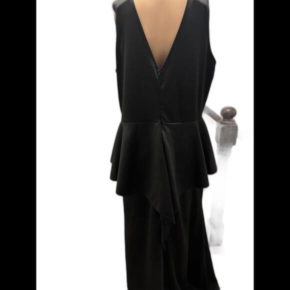 Fashion 2 Fiqure Elegant Black Peplum Maxi Dress-Gown Size 3/20-22 - Picture 2 of 3
